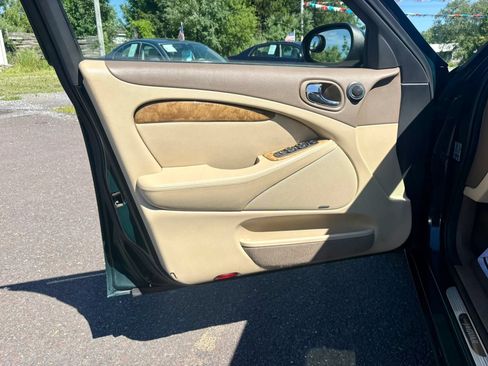 Used 2005 Jaguar S-TYPE 4.2 RWD image 10
