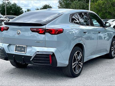 Used 2026 BMW X2 xDrive28i AWD/4WD image 5