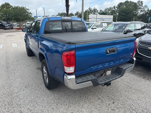Used 2017 Toyota Tacoma SR5 w/ Tow Package RWD image 16
