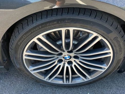 Used 2017 BMW 540i xDrive AWD/4WD image 19