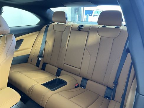 Used 2025 BMW 230i Coupe w/ M Sport Package image 22