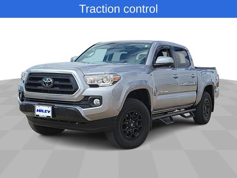 Used 2021 Toyota Tacoma SR5 w/ Technology Package image 4