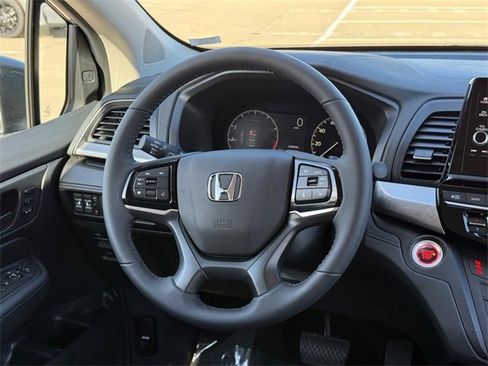 Used 2026 Honda Odyssey EX-L image 13