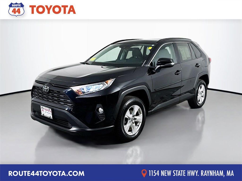 Used 2020 Toyota RAV4 XLE w/ Convenience Package AWD/4WD image 1