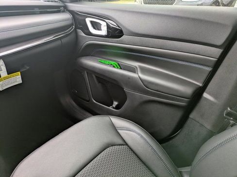 New 2026 Jeep Compass Latitude w/ Sun and Sound Group image 15