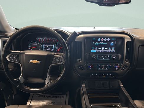 Used 2018 Chevrolet Silverado 1500 LTZ Z71 w/ LTZ Plus Package AWD/4WD image 31