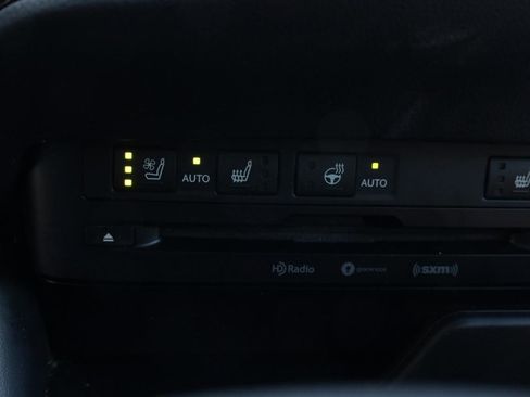 Used 2022 Lexus ES 350 w/ Premium Package image 32