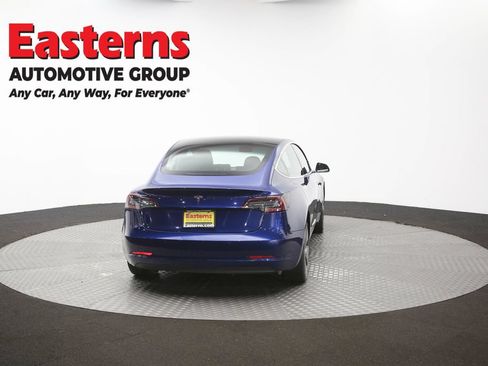 Used 2019 Tesla Model 3 Standard Range RWD image 33