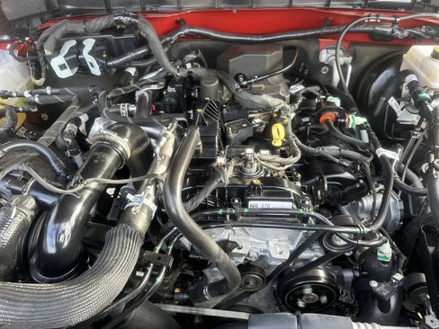 Used 2023 Ford Bronco Big Bend w/ Sasquatch Package image 10