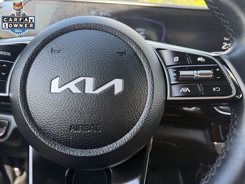 Certified 2025 Kia Seltos S FWD image 26
