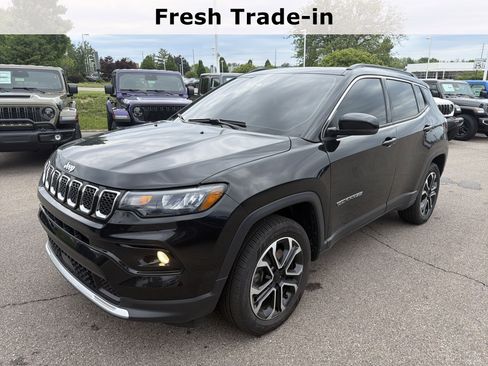 Certified 2023 Jeep Compass Limited w/ Sun and Sound Group AWD/4WD image 4
