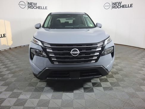 New 2026 Nissan Rogue SV w/ Cold Weather Package AWD/4WD image 2