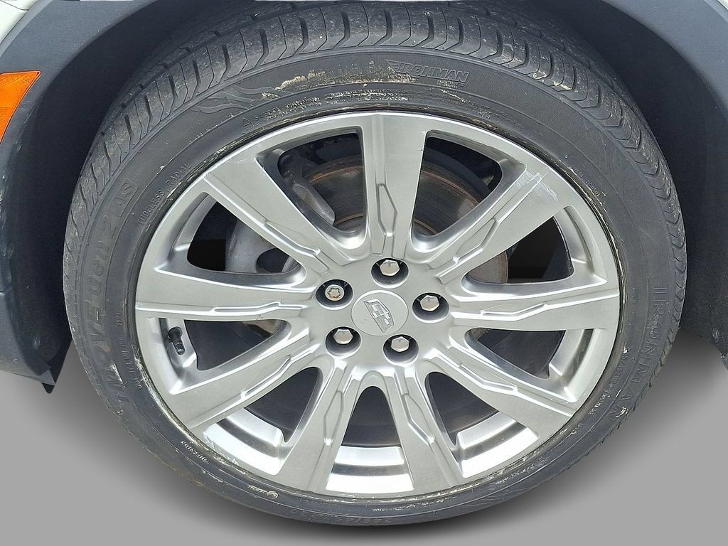 Used 2020 Cadillac XT4 Premium Luxury AWD/4WD image 8