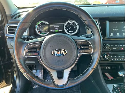 Used 2018 Kia Niro LX image 31