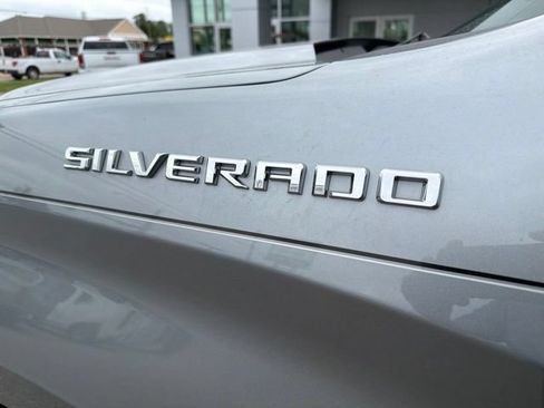 Used 2023 Chevrolet Silverado 1500 LT AWD/4WD image 45