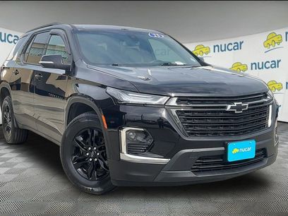 Used 2023 Chevrolet Traverse LT w/ Midnight/Sport Edition