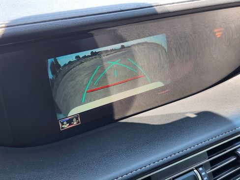 Used 2018 Lexus LS 500 F Sport w/ Accessory Package (Z2) AWD/4WD image 25