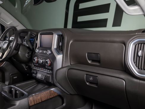 Used 2022 GMC Sierra 2500 Denali AWD/4WD image 30