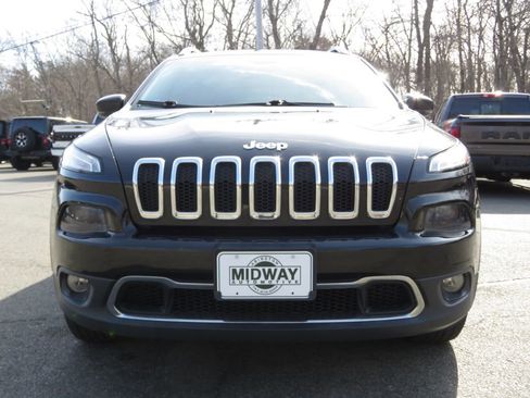 Used 2016 Jeep Cherokee Limited image 2