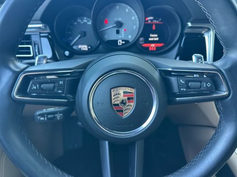 Certified 2024 Porsche Macan S AWD/4WD image 13