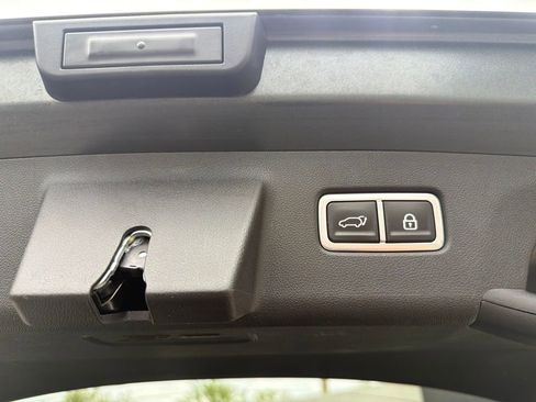 Certified 2023 Kia Sorento X-Line EX AWD/4WD image 18