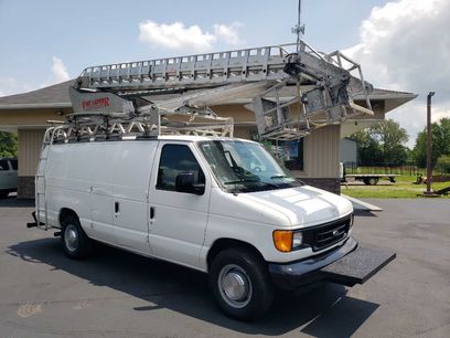 Used 2005 Ford E-350 and Econoline 350 Extended Super Duty
