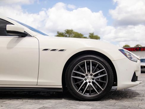 Used 2014 Maserati Ghibli S Q4 AWD/4WD image 19