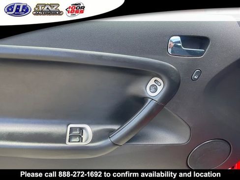 Used 2008 Pontiac Solstice Convertible w/ Preferred Package RWD image 12