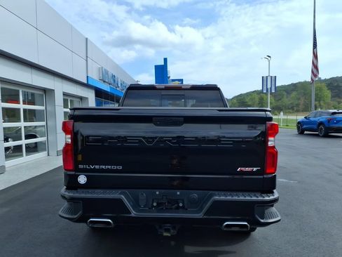 Used 2021 Chevrolet Silverado 1500 RST w/ Convenience Package II AWD/4WD image 6