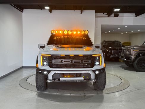 Used 2024 Ford F150 Raptor image 5