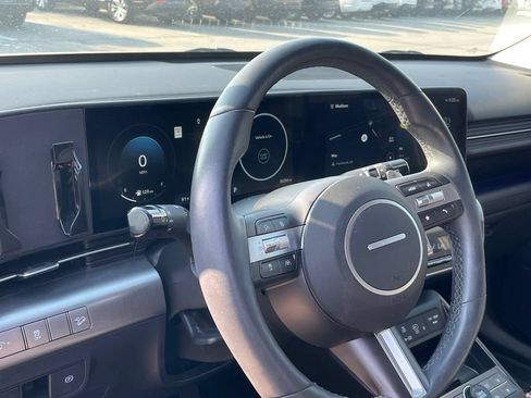 Used 2024 Hyundai Kona Limited FWD image 9