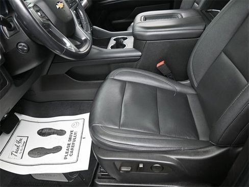 Used 2022 Chevrolet Tahoe LT w/ LT Signature Plus Package image 15