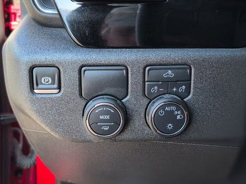 Used 2025 Chevrolet Silverado 1500 LT w/ Protection Package image 16