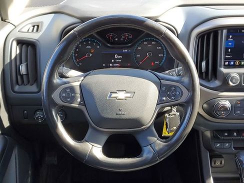 Used 2022 Chevrolet Colorado Z71 w/ Z71 Midnight Edition image 34