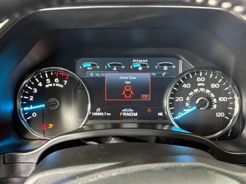Used 2019 Ford F150 Lariat w/ Equipment Group 502A Luxury AWD/4WD image 19