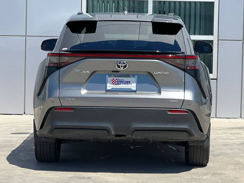 Used 2024 Toyota bZ4X AWD w/ Weather Package image 5