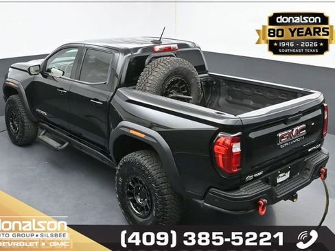 Used 2026 GMC Canyon AT4X w/ AT4X AEV Edition AWD/4WD image 18