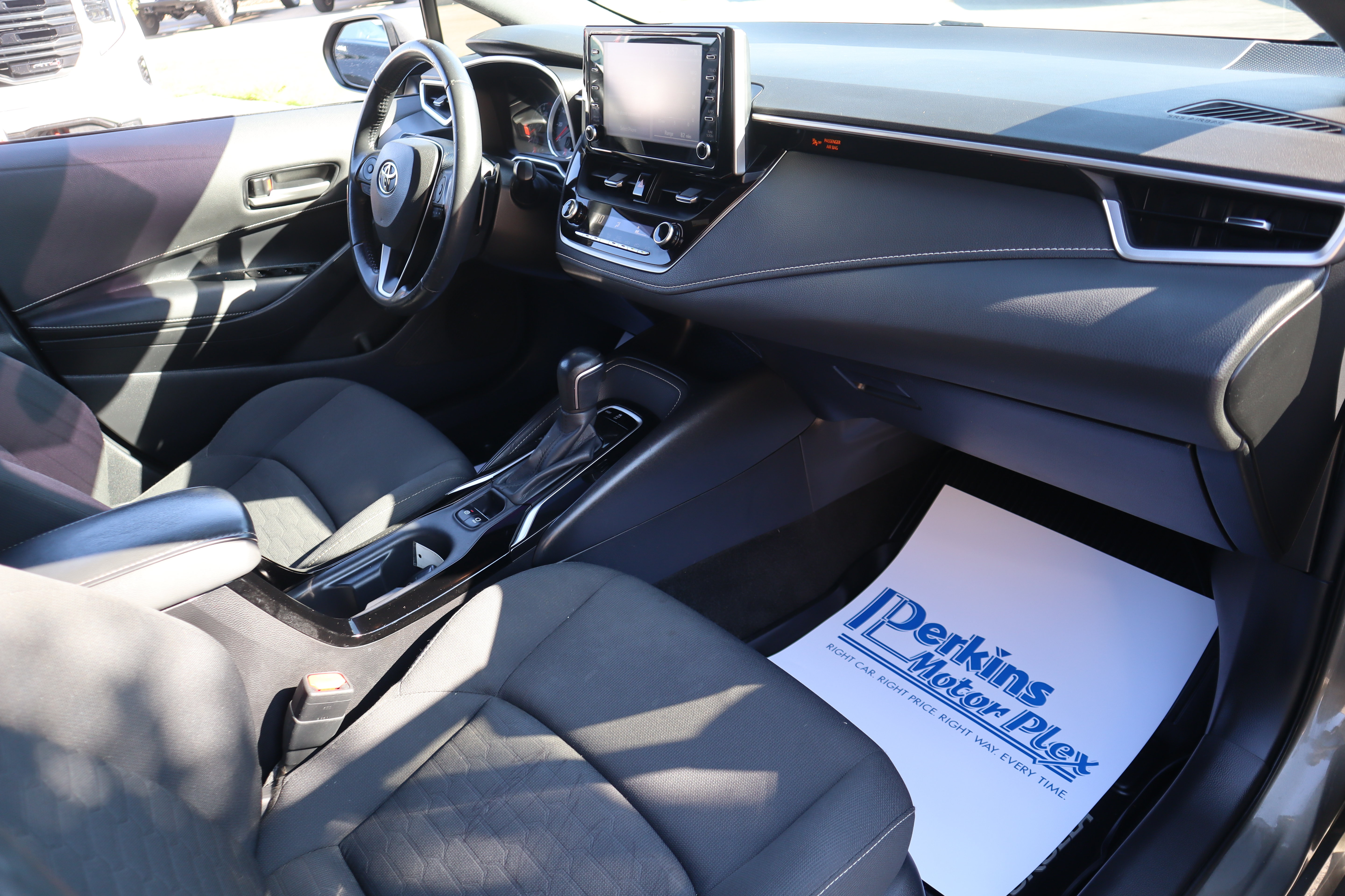 Used 2019 Toyota Corolla SE FWD image 29