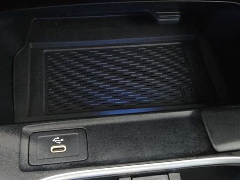 Used 2025 Mercedes-Benz CLA 250 4MATIC image 6