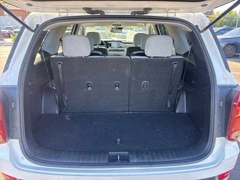 Used 2022 Hyundai Palisade SEL image 12