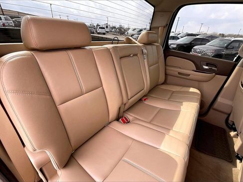 Used 2013 Chevrolet Silverado 1500 LTZ w/ LTZ White Diamond Edition image 21