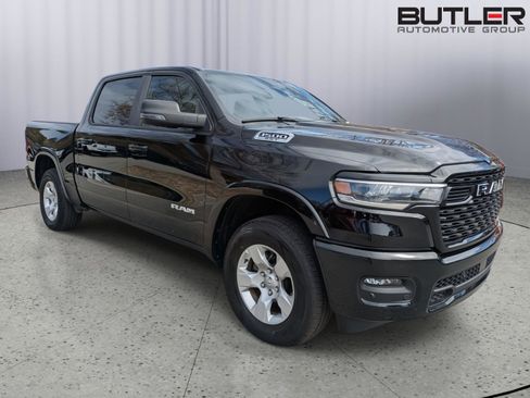 Used 2025 RAM 1500 Big Horn AWD/4WD image 10