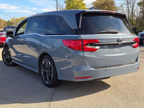 Used 2024 Honda Odyssey Elite image 13