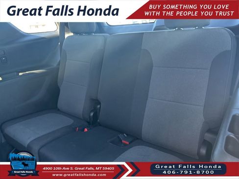 Used 2023 Chevrolet Traverse LT w/ LPO, Floor Liner Package AWD/4WD image 24