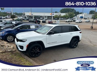 Used 2023 Jeep Grand Cherokee Altitude