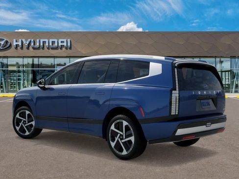 New 2026 Hyundai Ioniq 9 Calligraphy image 5