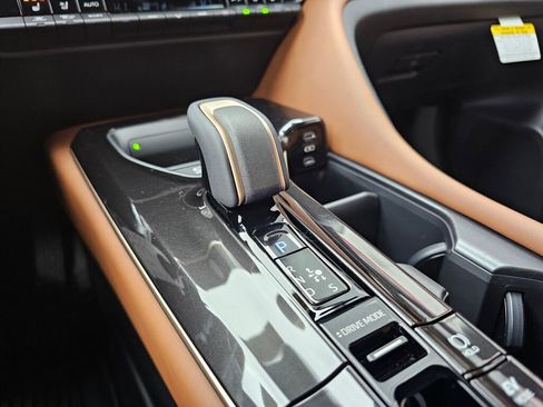 New 2026 Toyota Crown Signia image 21