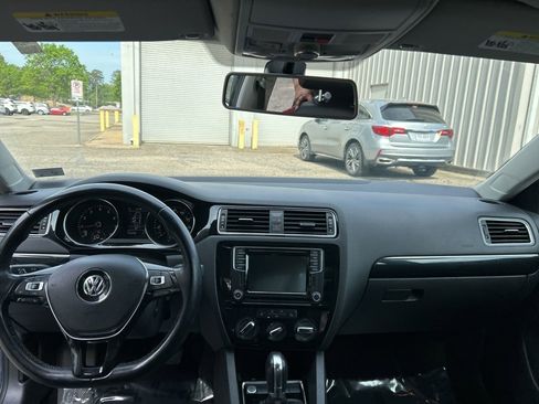 Used 2016 Volkswagen Jetta SEL image 19