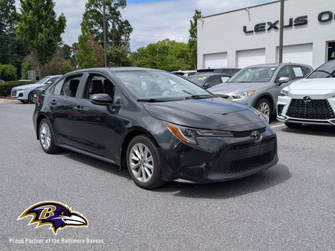 Used 2020 Toyota Corolla LE w/ LE Convenience Package FWD image 1