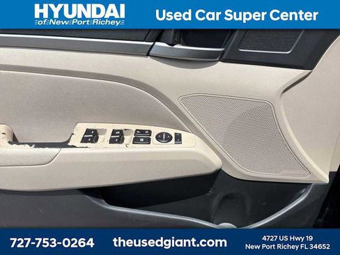 Used 2018 Hyundai Elantra SEL FWD image 9